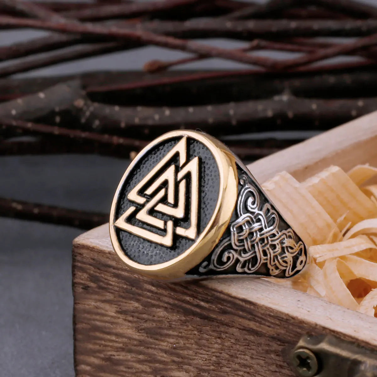 Viking Ring Valknut